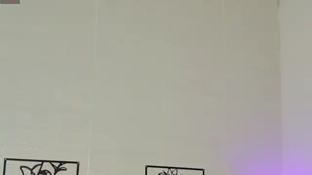 Snapshot of VioletBlacke_ chatting on 03/21/26, 12:54 VioletBlacke online show from 03/21/26, 12:54