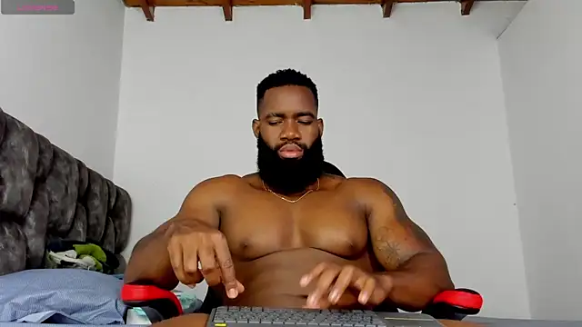 Snapshot of james_musclebbc chatting on 03/16/26, 07:18 james musclebbc online show from 03/16/26, 07:18