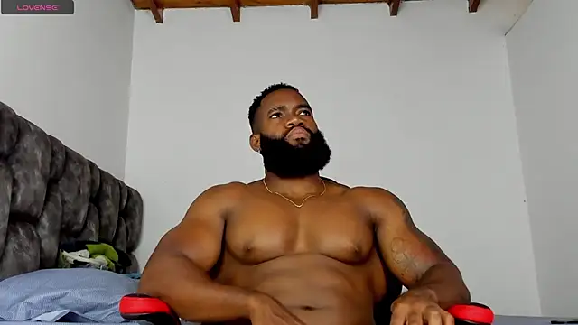 Snapshot of james_musclebbc chatting on 03/17/26, 11:08 james musclebbc online show from 03/17/26, 11:08