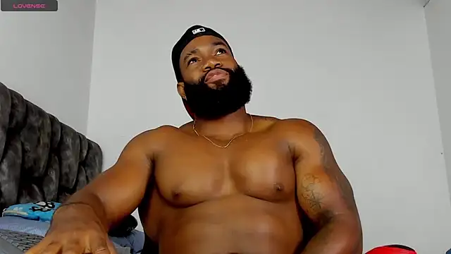 Snapshot of james_musclebbc chatting on 03/20/26, 12:21 james musclebbc online show from 03/20/26, 12:21