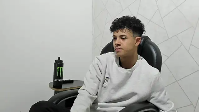 Alex Colton7 online show from 11/29/25, 04:04