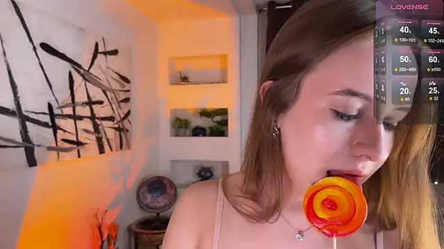 Snapshot of sweetbabemary chatting on 10/20/25, 04:13 sweetbabemary online show from 10/20/25, 04:13