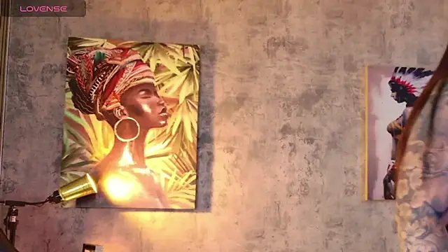 Snapshot of sarawolff chatting on 04/21/26, 04:30 sarawolff online show from 04/21/26, 04:30