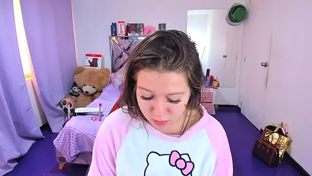 Luna Analya online show from 04/10/26, 02:22