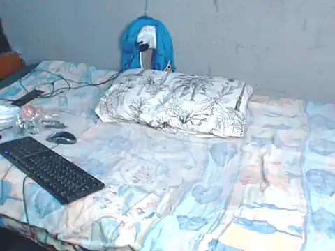 Snapshot of Blackntoxicabe6999 chatting on 11/24/25, 10:09 Blackntoxicabe6999 online show from 11/24/25, 10:09