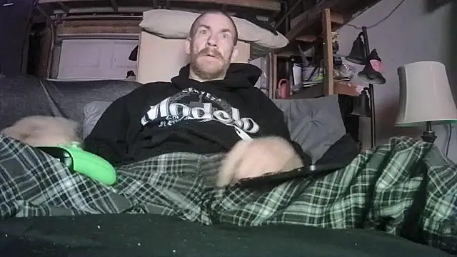 Tiggitytomociti online show from 02/18/26, 11:39