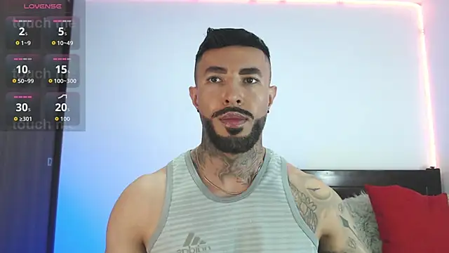 Snapshot of andrea_de_lucaa chatting on 04/02/26, 03:37 andrea de lucaa online show from 04/02/26, 03:37