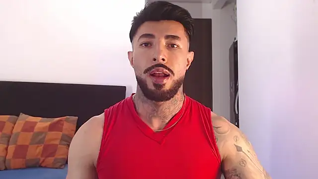 Snapshot of andrea_de_lucaa chatting on 07/11/26, 04:04 andrea de lucaa online show from 07/11/26, 04:04