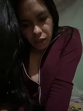 Snapshot of Vixxen_99 chatting on 09/10/25, 04:23 Vixxen 99 online show from 09/10/25, 04:23