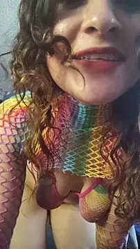 Snapshot of lindasyt chatting on 02/10/26, 03:05 lindasyt online show from 02/10/26, 03:05