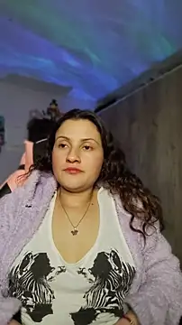 Snapshot of lindasyt chatting on 03/24/26, 03:55 lindasyt online show from 03/24/26, 03:55