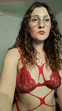 Snapshot of lindasyt chatting on 04/23/26, 09:50 lindasyt online show from 04/23/26, 09:50