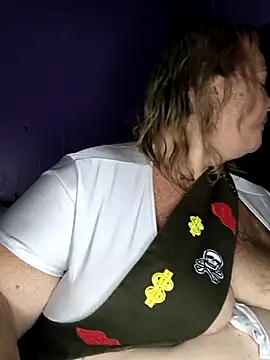 Courdles online show from 09/29/25, 05:18