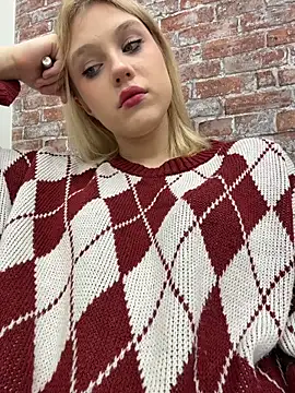 CaitlinSugar online show from 11/03/25, 04:36