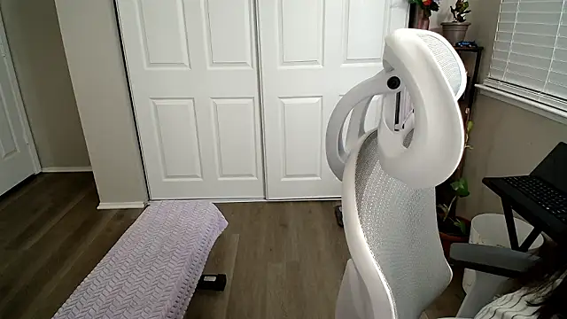 SHEILYN  online show from 01/15/26, 05:12