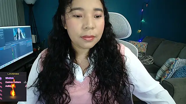 Snapshot of SHEILYN_ chatting on 03/20/26, 03:44 SHEILYN online show from 03/20/26, 03:44