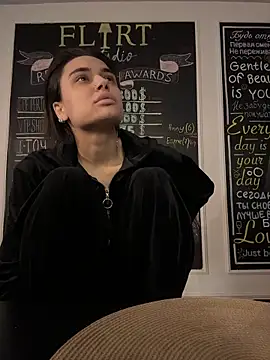 Snapshot of VioletAsh chatting on 02/03/26, 06:51 VioletAsh online show from 02/03/26, 06:51