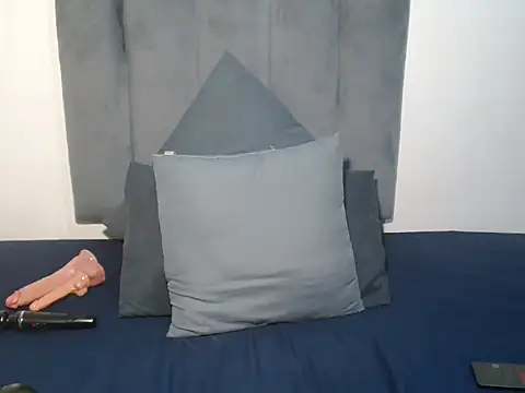 GorillaGripCunt77 online show from 11/27/25, 07:43