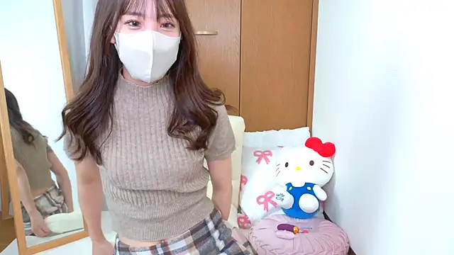 riri  nyan o0 online show from 11/04/25, 05:06