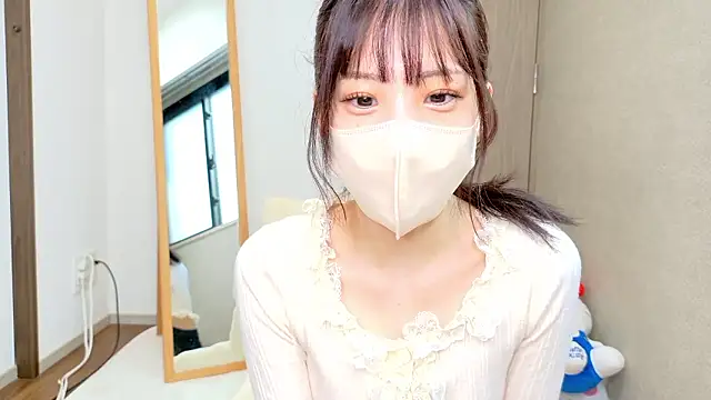 Snapshot of riri__nyan_o0 chatting on 02/06/26, 05:12 riri nyan o0 online show from 02/06/26, 05:12