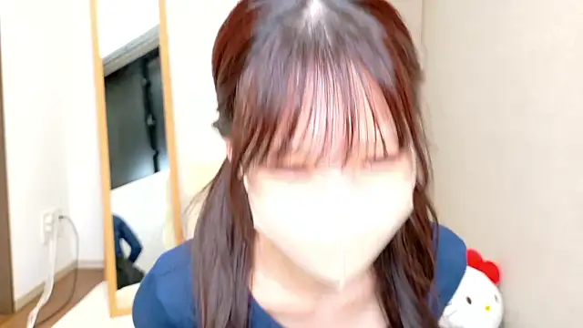 Snapshot of riri__nyan_o0 chatting on 02/15/26, 08:46 riri nyan o0 online show from 02/15/26, 08:46