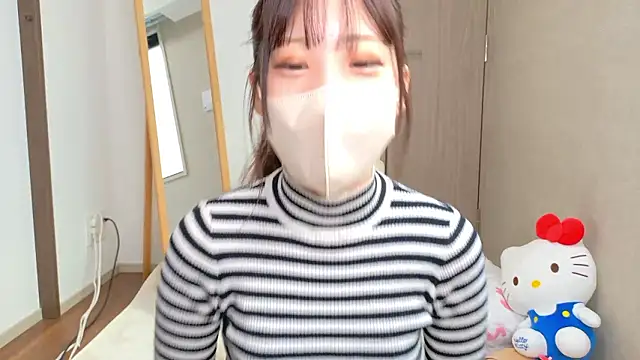 Snapshot of riri__nyan_o0 chatting on 02/18/26, 05:14 riri nyan o0 online show from 02/18/26, 05:14