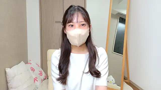 Snapshot of riri__nyan_o0 chatting on 04/16/26, 11:11 riri nyan o0 online show from 04/16/26, 11:11