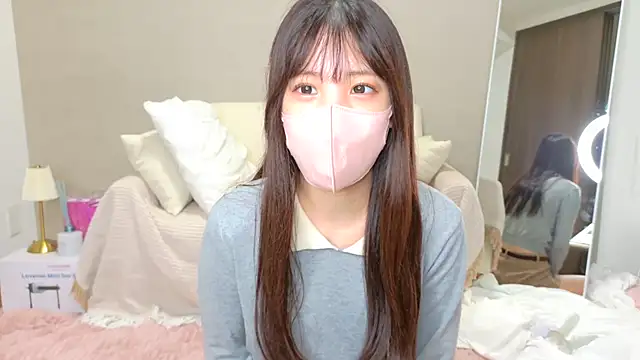 riri  nyan o0 online show from 05/08/26, 05:13