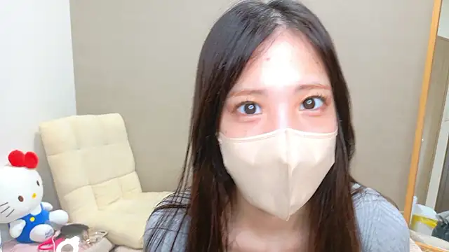 Snapshot of riri__nyan_o0 chatting on 06/26/26, 10:41 riri nyan o0 online show from 06/26/26, 10:41