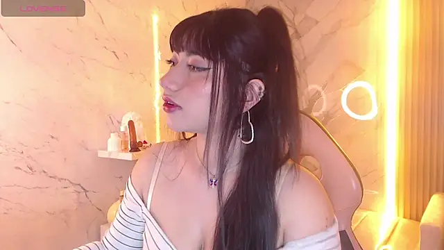 Sophia tf online show from 09/16/25, 01:23