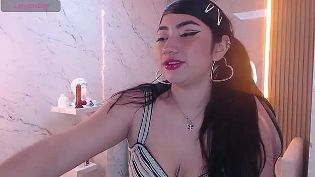 Sophia tf online show from 09/20/25, 01:23