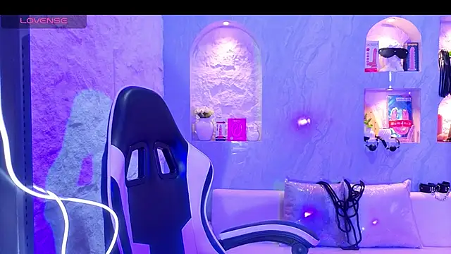 Snapshot of Sophia_tf chatting on 03/07/26, 08:06 Sophia tf online show from 03/07/26, 08:06