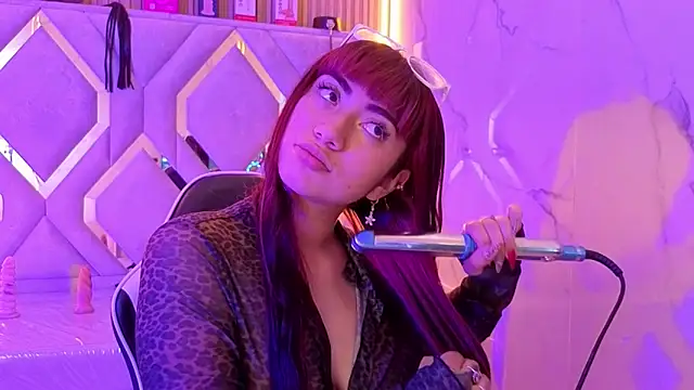 Snapshot of Sophia_tf chatting on 04/10/26, 08:24 Sophia tf online show from 04/10/26, 08:24