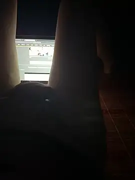 Snapshot of ehdwns chatting on 10/11/25, 05:00 ehdwns online show from 10/11/25, 05:00