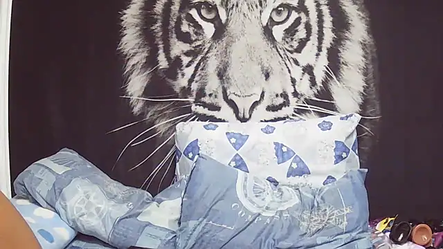 SweetPortableAmber online show from 03/10/26, 10:59