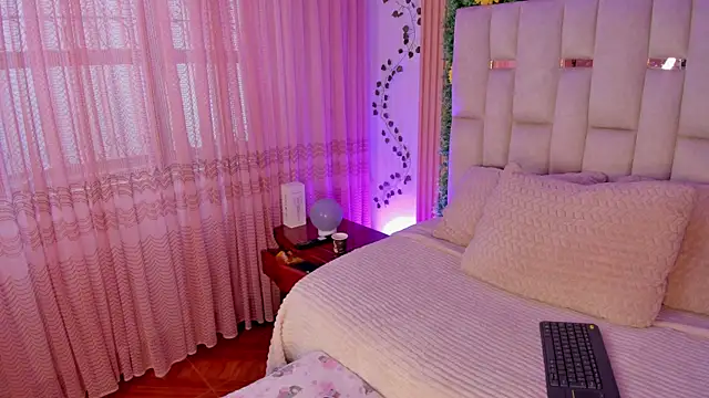 Tiffany Nm online show from 09/09/25, 02:05