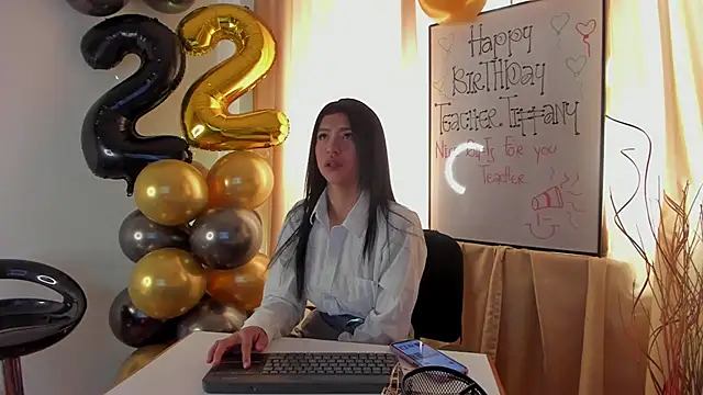 Tiffany Nm online show from 09/25/25, 01:59