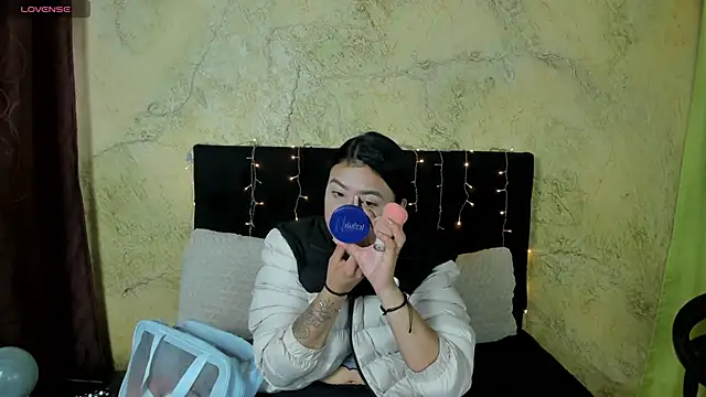 Snapshot of Tiffany_Nm chatting on 04/29/26, 02:54 Tiffany Nm online show from 04/29/26, 02:54