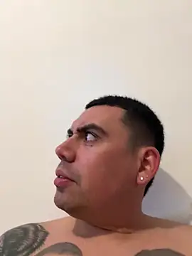 Snapshot of davidxxx099 chatting on 04/21/26, 10:45 davidxxx099 online show from 04/21/26, 10:45