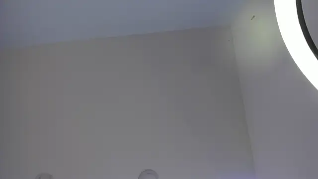 Snapshot of NashuaBell chatting on 09/24/25, 06:22 NashuaBell online show from 09/24/25, 06:22