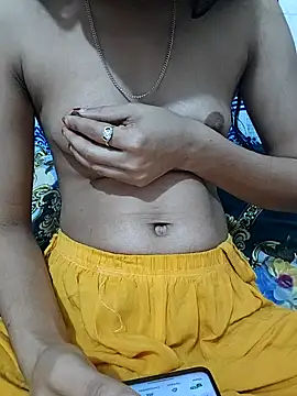 Snapshot of maya-Couple19 chatting on 11/26/25, 06:09 maya-Couple19 online show from 11/26/25, 06:09