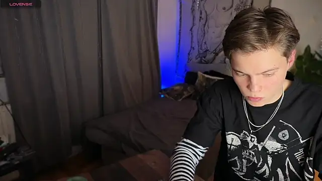 RusBradPitt online show from 01/18/26, 01:26