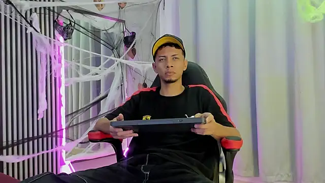 DustinandJordan online show from 10/20/25, 05:08