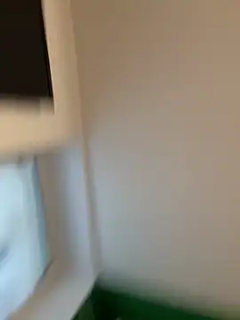 Snapshot of amo660 chatting on 09/25/25, 09:24 amo660 online show from 09/25/25, 09:24