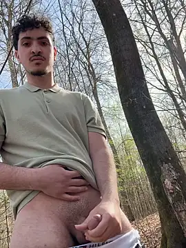 Snapshot of amo660 chatting on 04/06/26, 08:26 amo660 online show from 04/06/26, 08:26