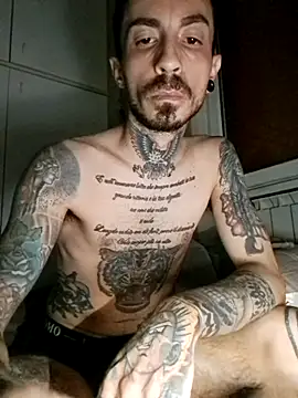 Snapshot of Robe420 chatting on 03/09/26, 08:02 Robe420 online show from 03/09/26, 08:02