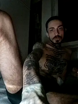 Snapshot of Robe420 chatting on 04/09/26, 08:36 Robe420 online show from 04/09/26, 08:36