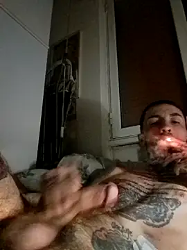 Snapshot of Robe420 chatting on 04/14/26, 01:22 Robe420 online show from 04/14/26, 01:22