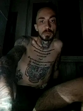 Snapshot of Robe420 chatting on 04/20/26, 07:48 Robe420 online show from 04/20/26, 07:48