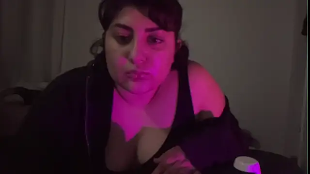 Snapshot of inked_nekoo chatting on 10/21/25, 01:17 inked nekoo online show from 10/21/25, 01:17